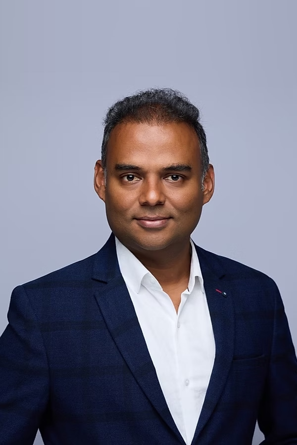 Dr Sudeep Singh, Specialist Periodontist at My Family Dental